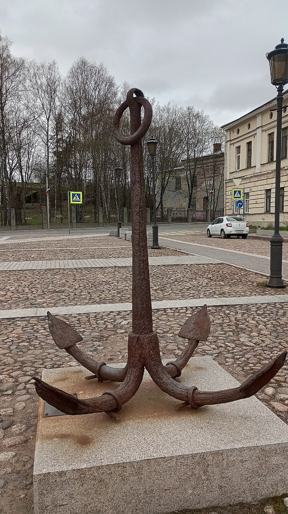   - 9  2025  22:25 - 8