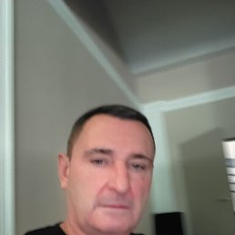 �����, 54 ����, �����-���������