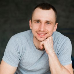 Dmitrii, 33, 