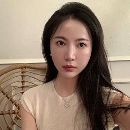 Kiki, 30, 