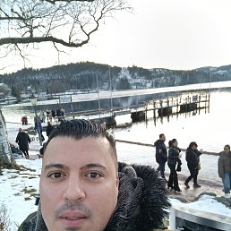 Karim, 45, 