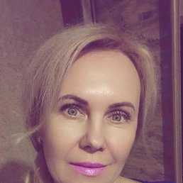 Elena, 49, 