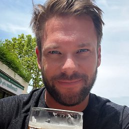 Franco, 39, 