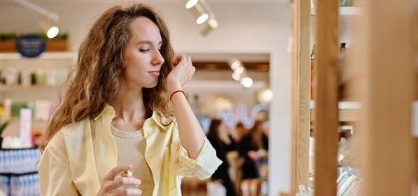 Как отличить подделку духов от оригинала: 7 заблуждений, которые могут помешать сделать правильный ...