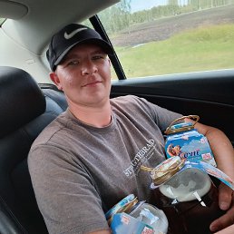 Sergej, 26, 