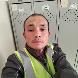 Sohibjon, 40, 