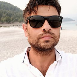 Ahmet, 32, 