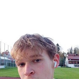 Arthur, 19, 
