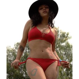 Chrissy baby, 25,  