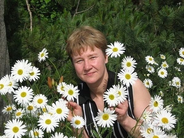 На Сахалине медведица съела женщину, собиравшую ягоды. Две местные жительницы пошли в лес. На пути ...