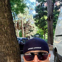 Lasha, 39, 