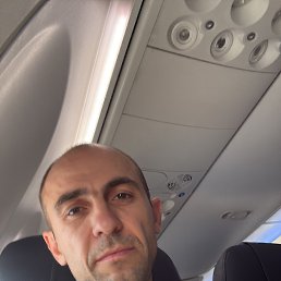 mnik, 37, 