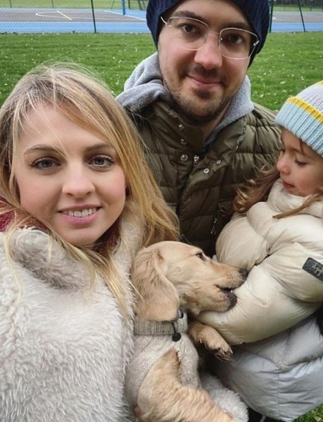 Янина Студилина рассталась с Александром Роднянским-младшим, с которым они были вместе 14 лет. ... - 2