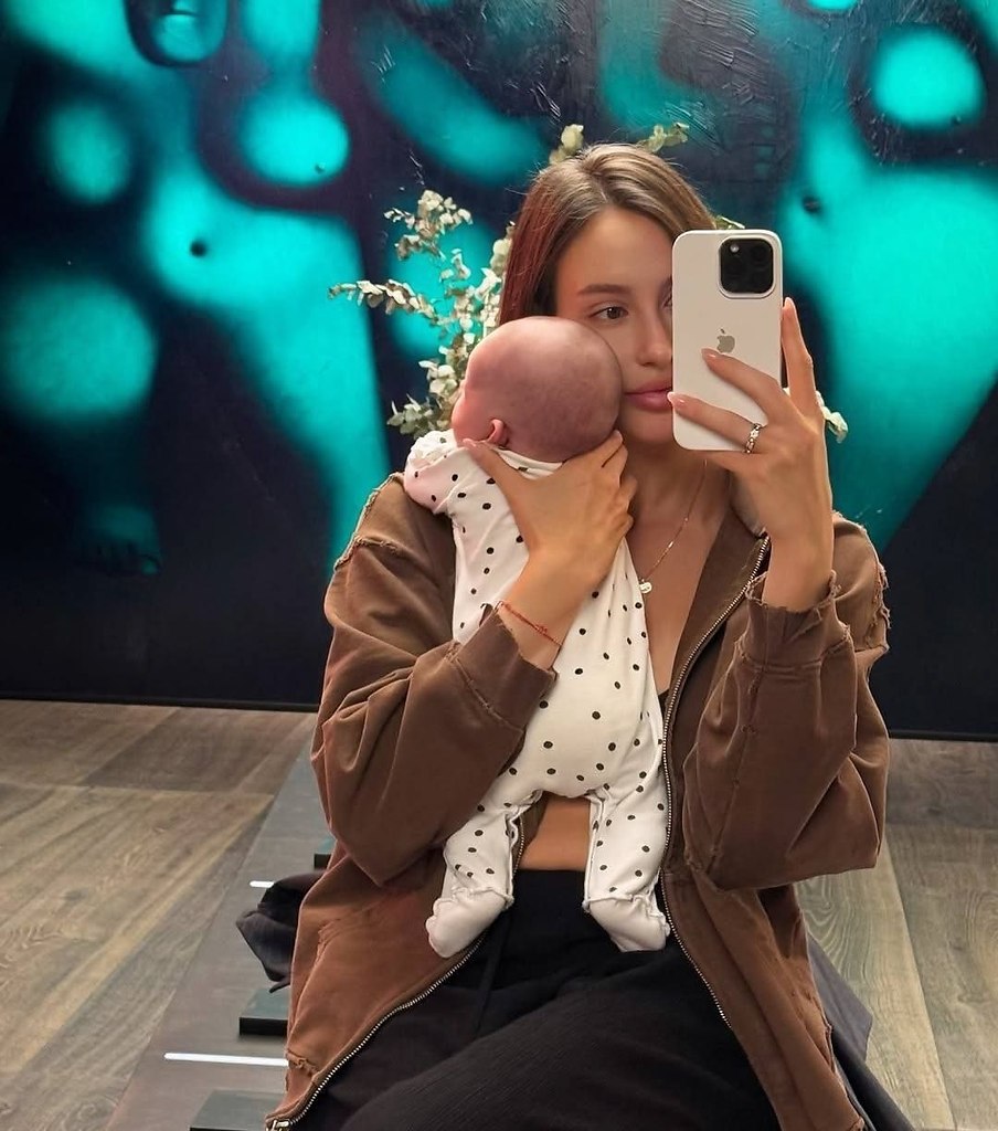  :      Van Cleef.    ... - 3