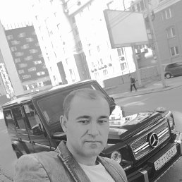 ZAKHAR, 49, 