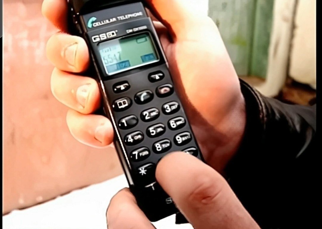 Teeoa peaa eeoo GSM, 1998 oa.
