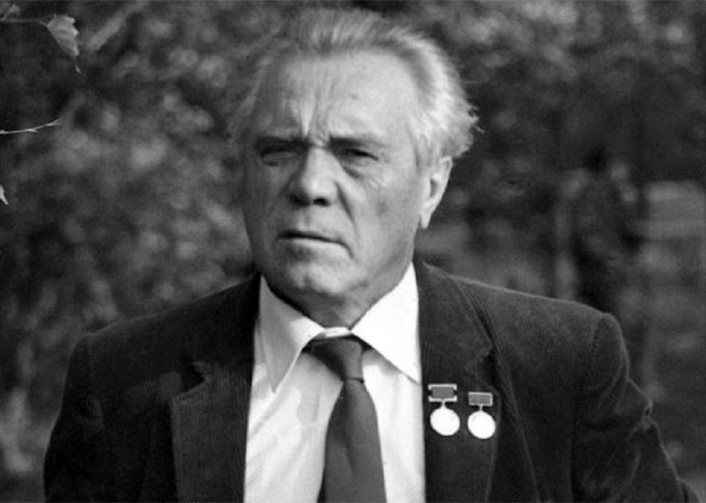 Виктор Астафьев — советский и российский писатель. 101 год со дня рождения. Виктор Петрович Астафьев ...