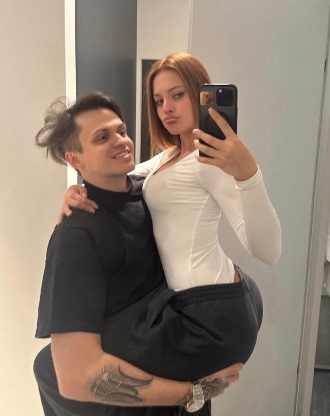          .    ...