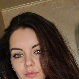 Tati, 32, 