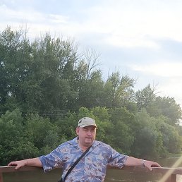 ϸ, 48, 