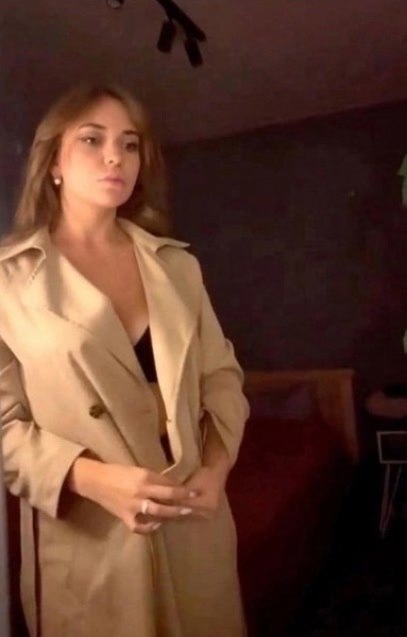 В Новосибирске 23-летнюю учительницу русского языка и литературы уволили из-за видео с танцами. Эта ... - 2