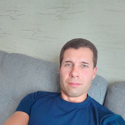 Alexey, 33, 