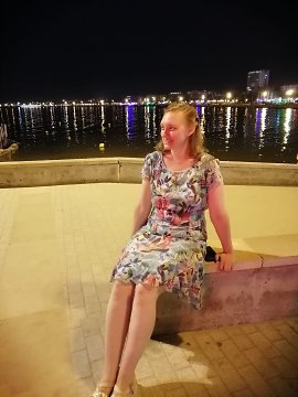 Olga, 35 , 