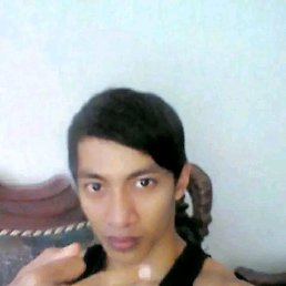 Taufik, 27, 