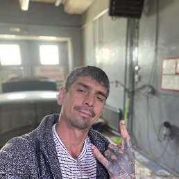 Kirill, 35, 