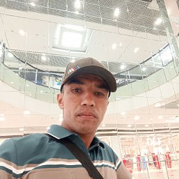 Umed, 35, 