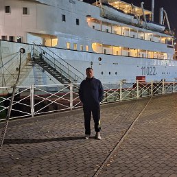 �������, 44 ����, �����������