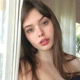 Djeyna, 24 , 
