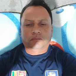Juan carlos, 52, 