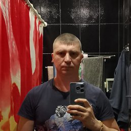 Evgenii, 43, ,  