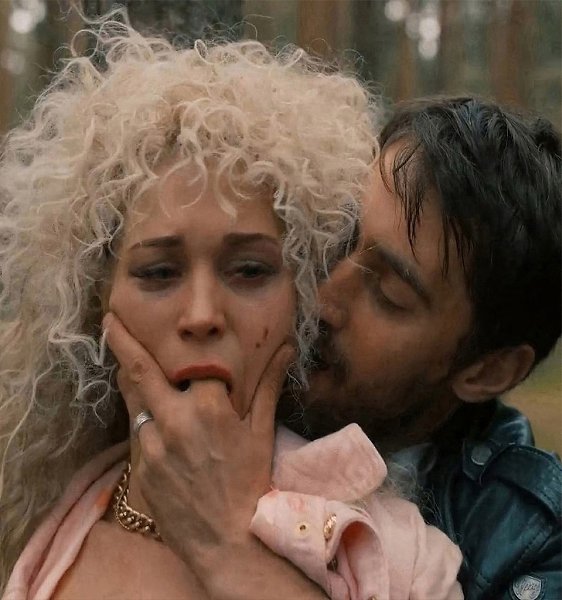 В сериале «Райцентр» Кристина Асмус показала себя как смелая и открытая актриса. Эта 35-летняя ...