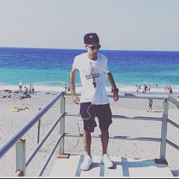 ���� Artur, ������, 32 ���� - ��������� 24 ������ 2025