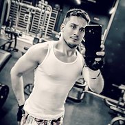 Robert, 40 , 