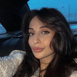 Valeria, , 28 
