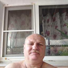 ��������, 52 ����, ������-��-����