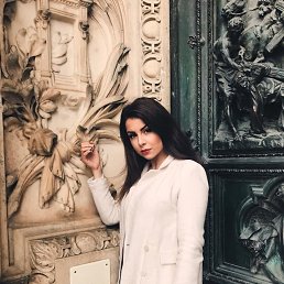 Diana, 33, 