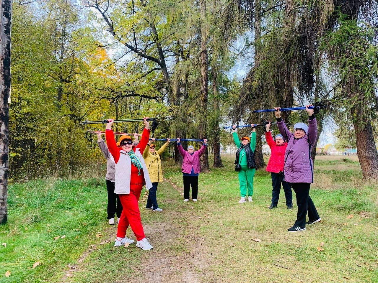   - 5  2025  22:01 - 6