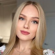 Anna, 37 , 