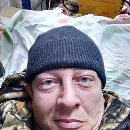 Zdenek, 46, 
