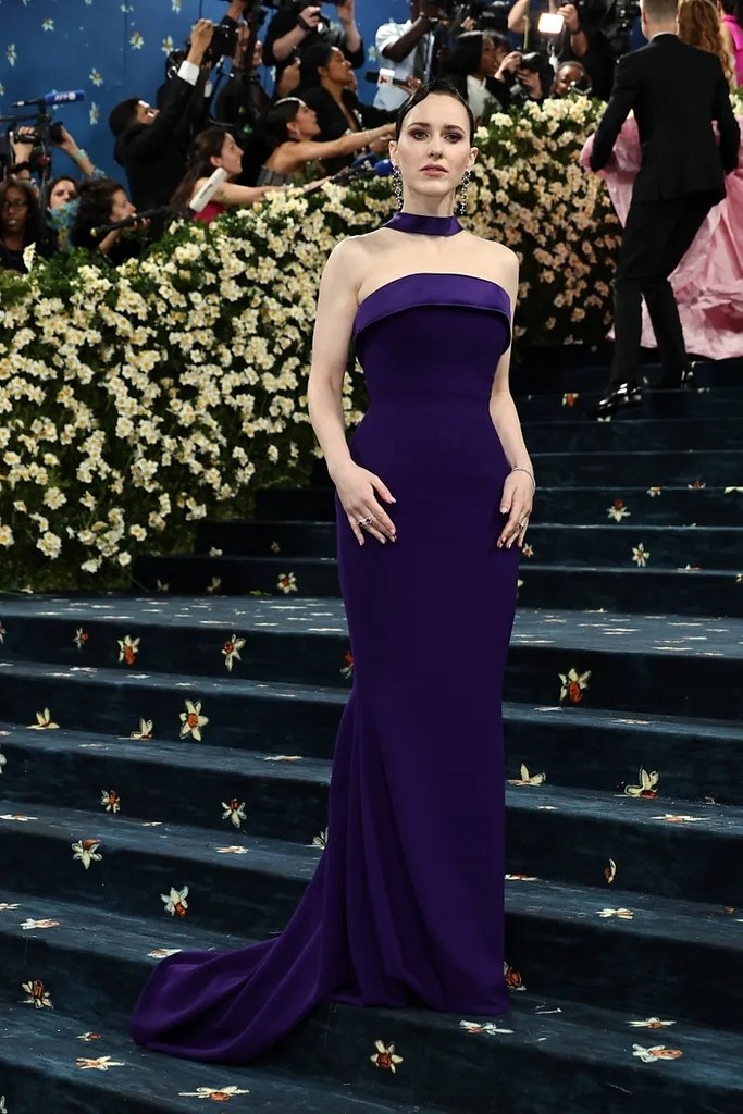 #metgala2025  3 - 2