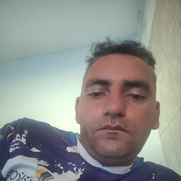 leandro, 35, 