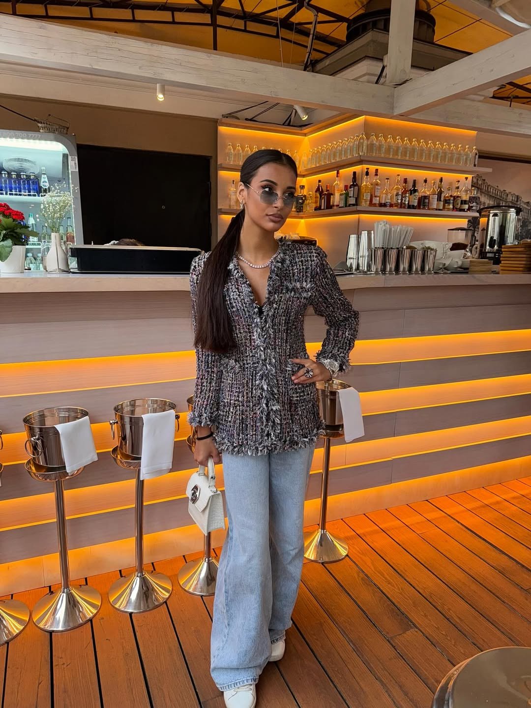  - 21  2025  20:21 - 3