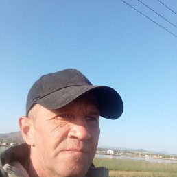  , , 38  -  12  2025
