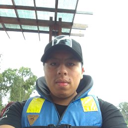 Juan, 20, 