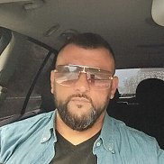 Daniel, 41, 