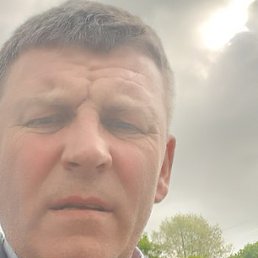Valentin, , 52 